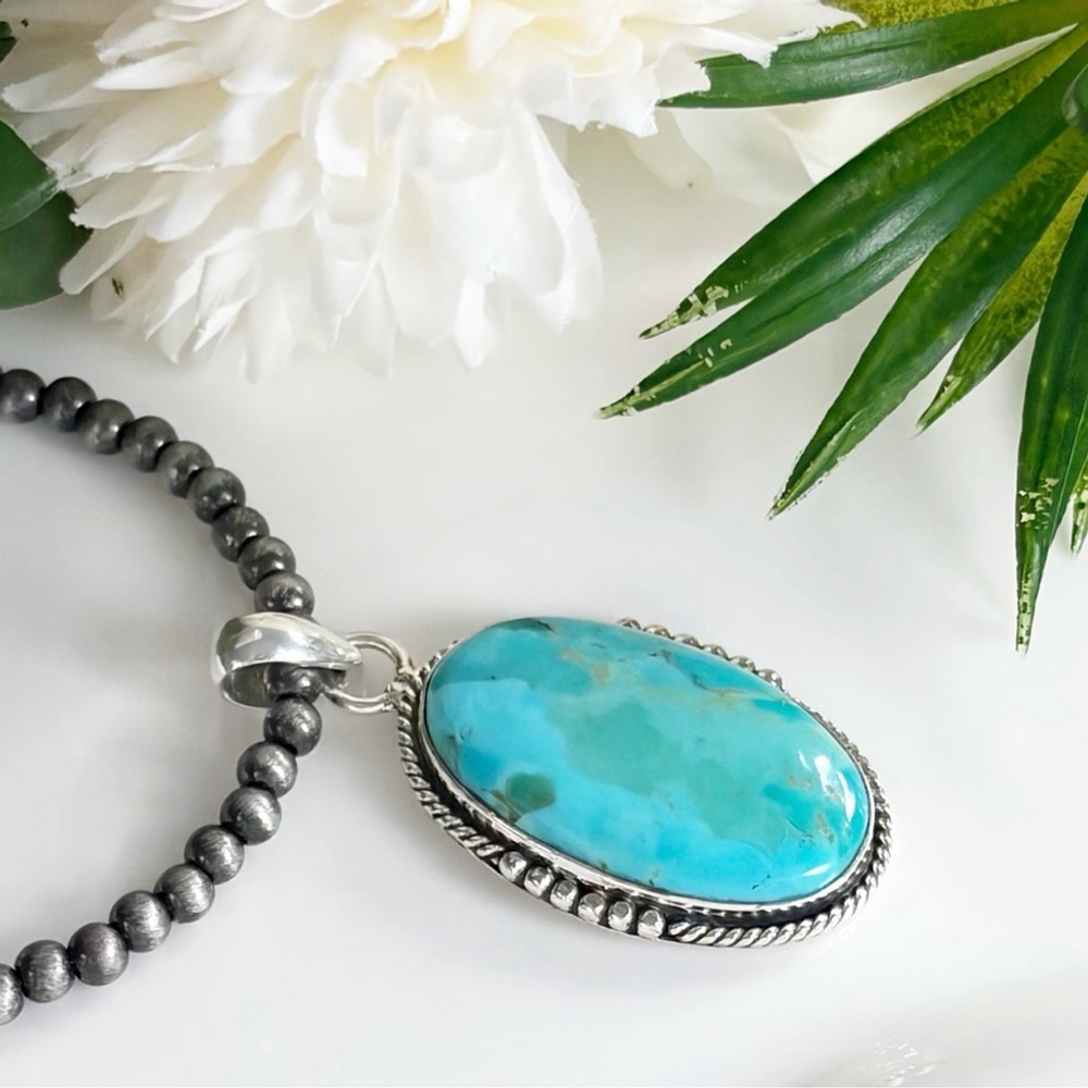 Southwest Boho 925 Genuine Mohave Turquoise Pendant Navajo Pearl Style Necklace - Picture 3 of 5